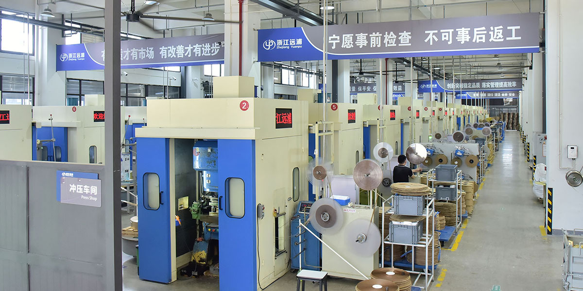 Professional automotive connector supplier